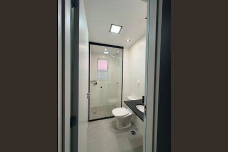 Banheiro de apartamento para alugar com 1 quarto, 65m² em Parque Industrial, São José dos Campos