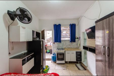 Cozinha de casa para alugar com 1 quarto, 40m² em Vila Zat, São Paulo