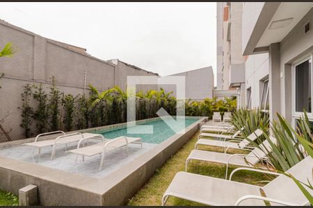 Apartamento à venda com 38m², 2 quartos e sem vagaÁrea comum - Piscina