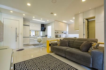 Sala/Cozinha de apartamento à venda com 1 quarto, 60m² em Pinheiros, São Paulo