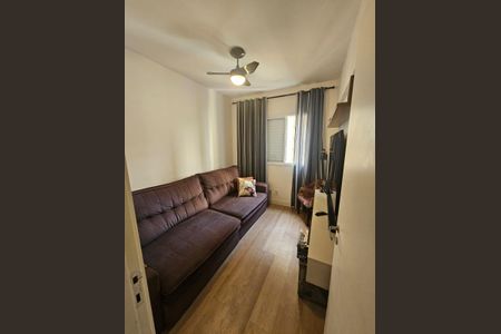 Apartamento para alugar com 3 quartos, 74m² em Jardim Tupanci, Barueri