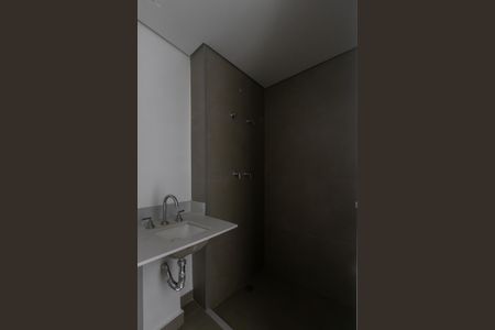 Apartamento à venda com 104m², 2 quartos e 2 vagasBanheiro da Suíte 2