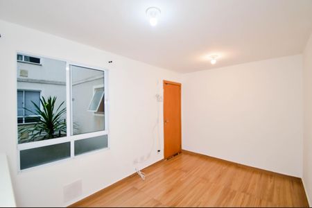Sala de apartamento para alugar com 2 quartos, 40m² em Jardim Nova Cidade, Guarulhos