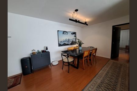 Apartamento para alugar com 110m², 3 quartos e 1 vaga