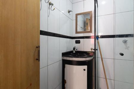 Apartamento à venda com 130m², 3 quartos e 1 vaga Apartamento à venda com 130m², 3 quartos e 1 vagaBanheiro