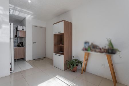 Sala de apartamento para alugar com 2 quartos, 39m² em Jardim Carvalho, Porto Alegre