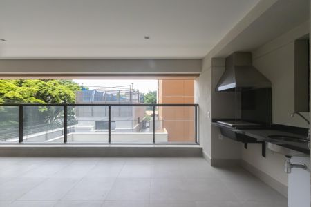 Apartamento à venda com 153m², 3 quartos e 2 vagas Apartamento à venda com 153m², 3 quartos e 2 vagasVaranda gourmet