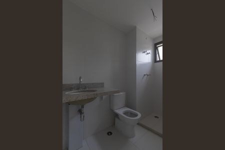 Apartamento à venda com 153m², 3 quartos e 2 vagas Apartamento à venda com 153m², 3 quartos e 2 vagasBanheiro da Suíte 1