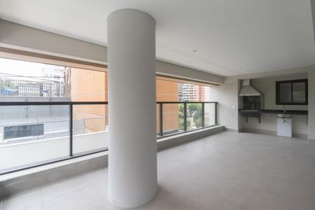 Apartamento à venda com 153m², 3 quartos e 2 vagas Apartamento à venda com 153m², 3 quartos e 2 vagasVaranda gourmet