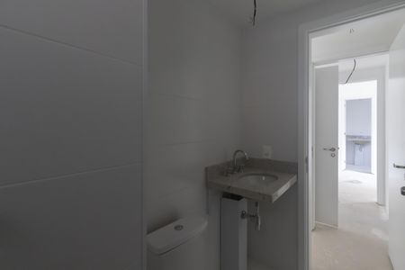 Apartamento à venda com 153m², 3 quartos e 2 vagas Apartamento à venda com 153m², 3 quartos e 2 vagasBanheiro da Suíte 2