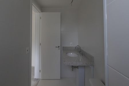 Apartamento à venda com 153m², 3 quartos e 2 vagas Apartamento à venda com 153m², 3 quartos e 2 vagasBanheiro da Suíte 1