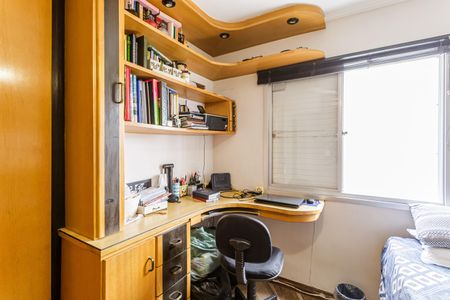 Apartamento à venda com 99m², 3 quartos e 1 vagaQuarto 2