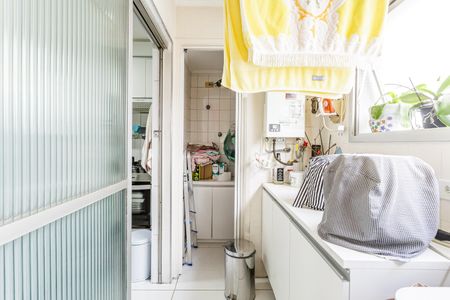 Apartamento à venda com 99m², 3 quartos e 1 vagaÁrea de Serviço