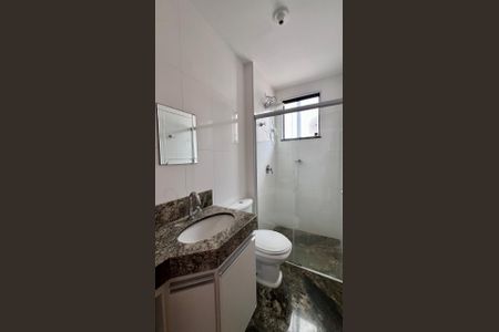 Apartamento à venda com 130m², 3 quartos e 4 vagasbanho