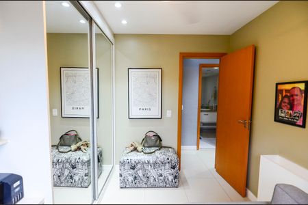 Apartamento à venda com 89m², 3 quartos e 2 vagasQuarto 2