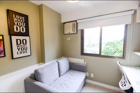 Apartamento à venda com 89m², 3 quartos e 2 vagasQuarto 2