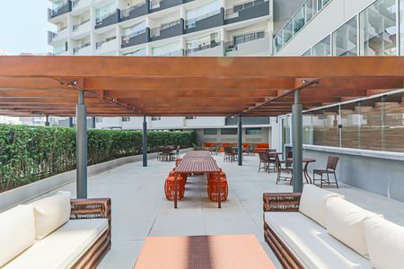 Apartamento à venda com 28m², 1 quarto e sem vagaÁrea comum - Salão de festas