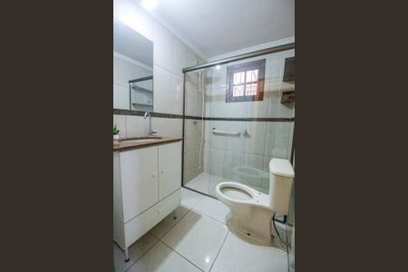 Casa para alugar com 120m², 2 quartos e 2 vagasBanheiro