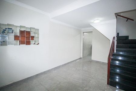 Sala de casa para alugar com 2 quartos, 120m² em Campo Limpo, São Paulo