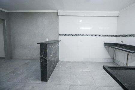 Casa para alugar com 120m², 2 quartos e 2 vagasCozinha