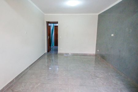 Casa para alugar com 120m², 2 quartos e 2 vagasSuíte
