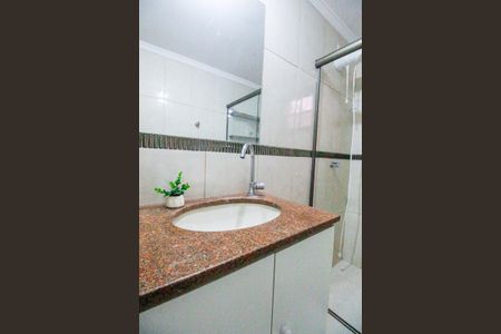 Casa para alugar com 120m², 2 quartos e 2 vagasBanheiro