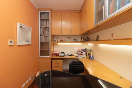 Casa para alugar com 230m², 3 quartos e 5 vagasEscritório