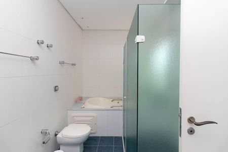 Casa para alugar com 230m², 3 quartos e 5 vagasBanheiro da Suíte 3