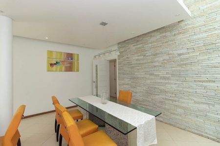 Casa para alugar com 230m², 3 quartos e 5 vagasSala de Jantar