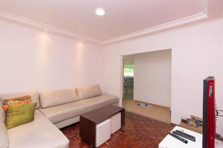 Casa para alugar com 230m², 3 quartos e 5 vagasSala de TV