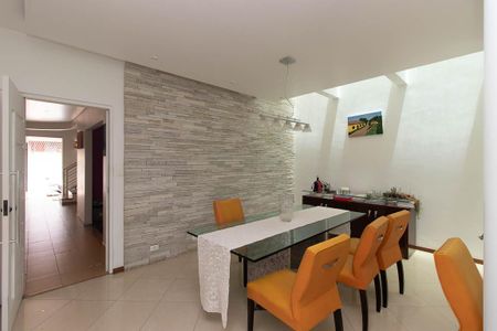 Casa para alugar com 230m², 3 quartos e 5 vagasSala de Jantar