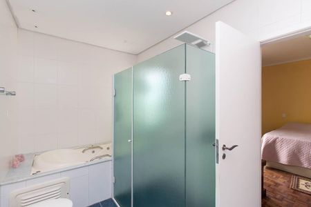 Casa para alugar com 230m², 3 quartos e 5 vagasBanheiro da Suíte 3