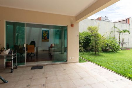 Casa para alugar com 230m², 3 quartos e 5 vagasTerraço