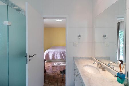 Casa para alugar com 230m², 3 quartos e 5 vagasBanheiro da Suíte 3