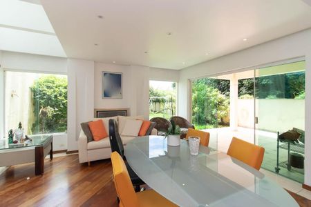 Casa para alugar com 230m², 3 quartos e 5 vagasSala de Jantar