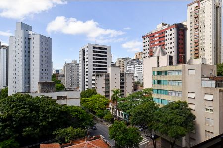 Apartamento à venda com 67m², 2 quartos e 2 vagas Apartamento à venda com 67m², 2 quartos e 2 vagasVista