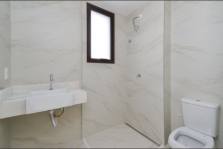 Apartamento à venda com 67m², 2 quartos e 2 vagas Apartamento à venda com 67m², 2 quartos e 2 vagasBanheiro social