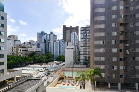 Apartamento à venda com 67m², 2 quartos e 2 vagas Apartamento à venda com 67m², 2 quartos e 2 vagasVista