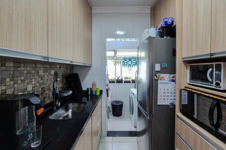 Apartamento à venda com 60m², 2 quartos e 2 vagasCozinha e Área de Serviço