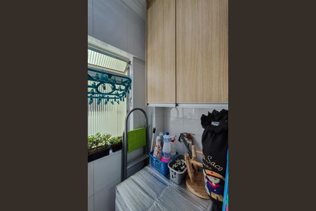 Apartamento à venda com 60m², 2 quartos e 2 vagasCozinha e Área de Serviço