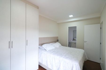 Apartamento à venda com 124m², 3 quartos e 3 vagas Apartamento à venda com 124m², 3 quartos e 3 vagasSuíte 1