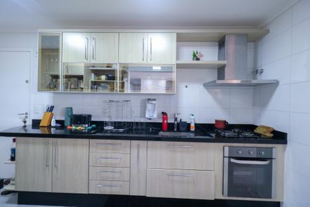 Apartamento à venda com 124m², 3 quartos e 3 vagas Apartamento à venda com 124m², 3 quartos e 3 vagasCozinha