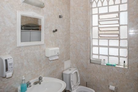 Casa à venda com 402m², 13 quartos e 3 vagasBanheiro