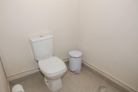 Casa à venda com 402m², 13 quartos e 3 vagasBanheiro da Edicula