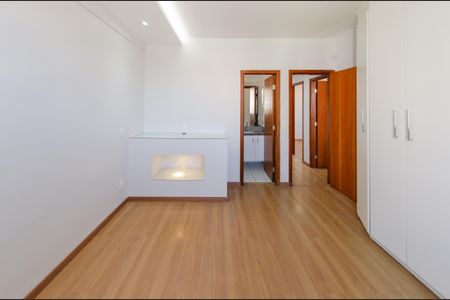Apartamento para alugar com 92m², 3 quartos e 2 vagasSuíte