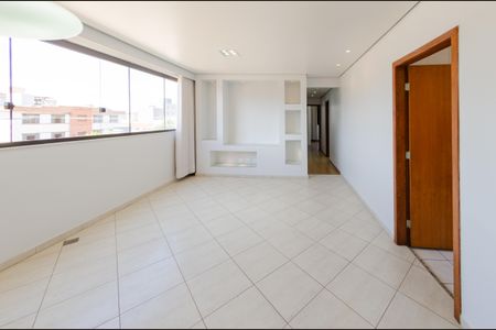 Sala de apartamento à venda com 3 quartos, 92m² em Padre Eustáquio, Belo Horizonte