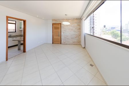 Sala de apartamento à venda com 3 quartos, 92m² em Padre Eustáquio, Belo Horizonte