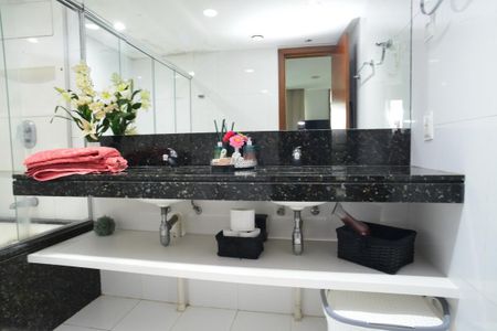 Apartamento para alugar com 60m², 1 quarto e 1 vaga Apartamento para alugar com 60m², 1 quarto e 1 vagaBanheiro