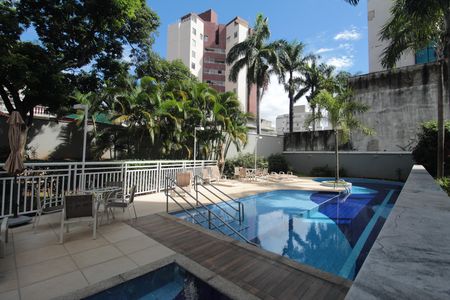 Apartamento à venda com 74m², 2 quartos e 1 vagaÁrea comum