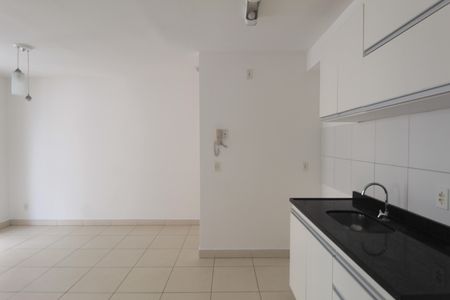 Apartamento à venda com 74m², 2 quartos e 1 vagaCozinha e Área de Serviço